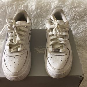 Air force 1 in all white